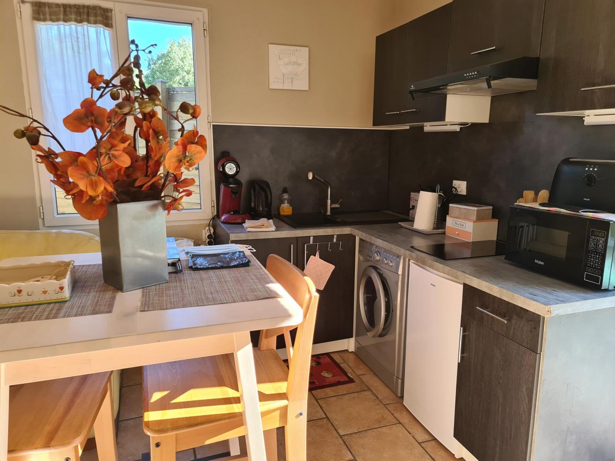 Appartements Dans Villa Privee Avec Piscine, Jardin, Parking Clos, Wifi, Climatisation Meyreuil Exteriér fotografie