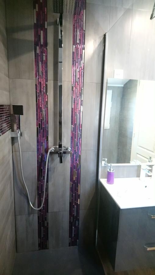 Appartements Dans Villa Privee Avec Piscine, Jardin, Parking Clos, Wifi, Climatisation Meyreuil Exteriér fotografie